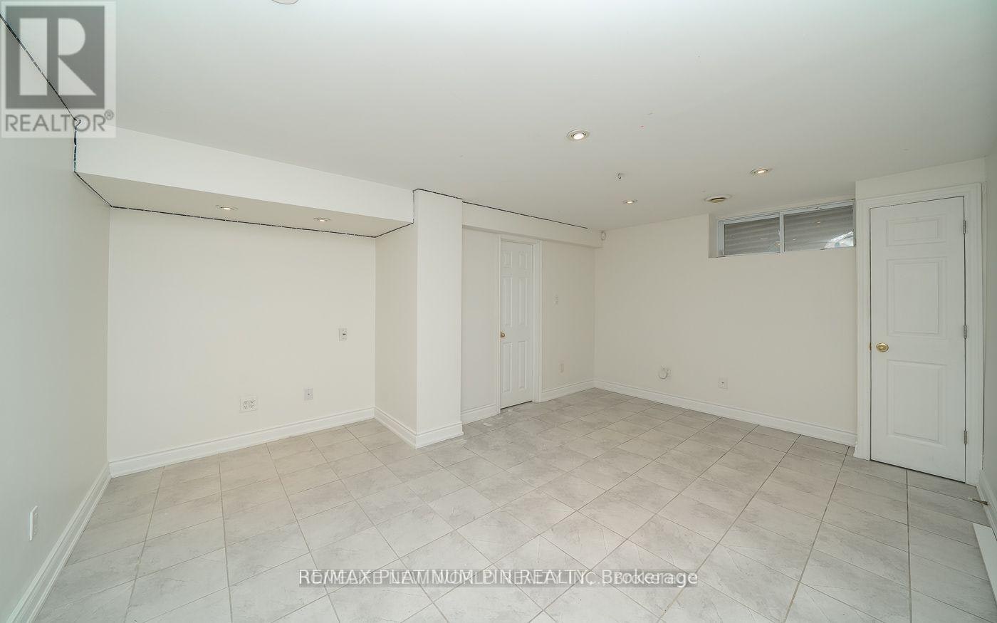 BSMT-61 Snowcrest Crescent, Toronto, ON, M2K 2K9 - 4
