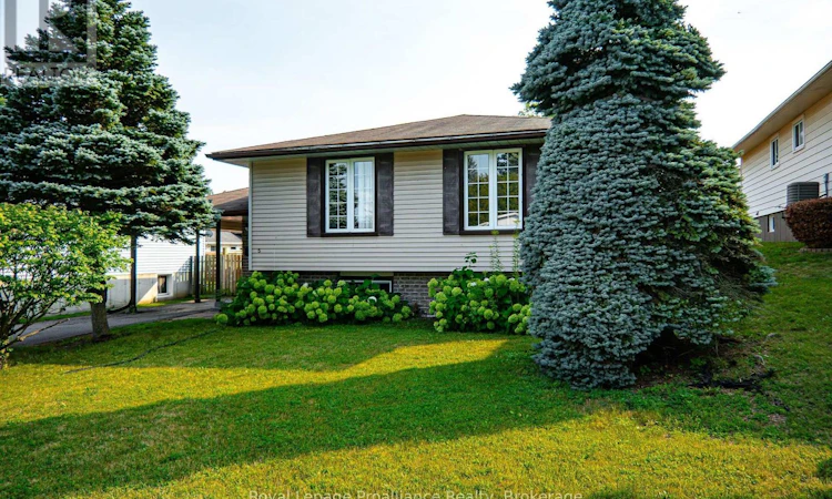 5 Van Alstine Drive