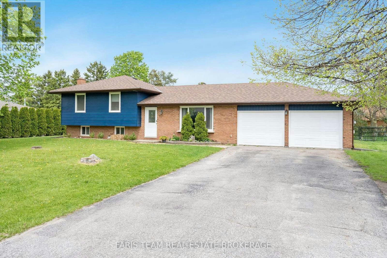 201 Parkside Crescent, Innisfil, ON, L9S 1G2