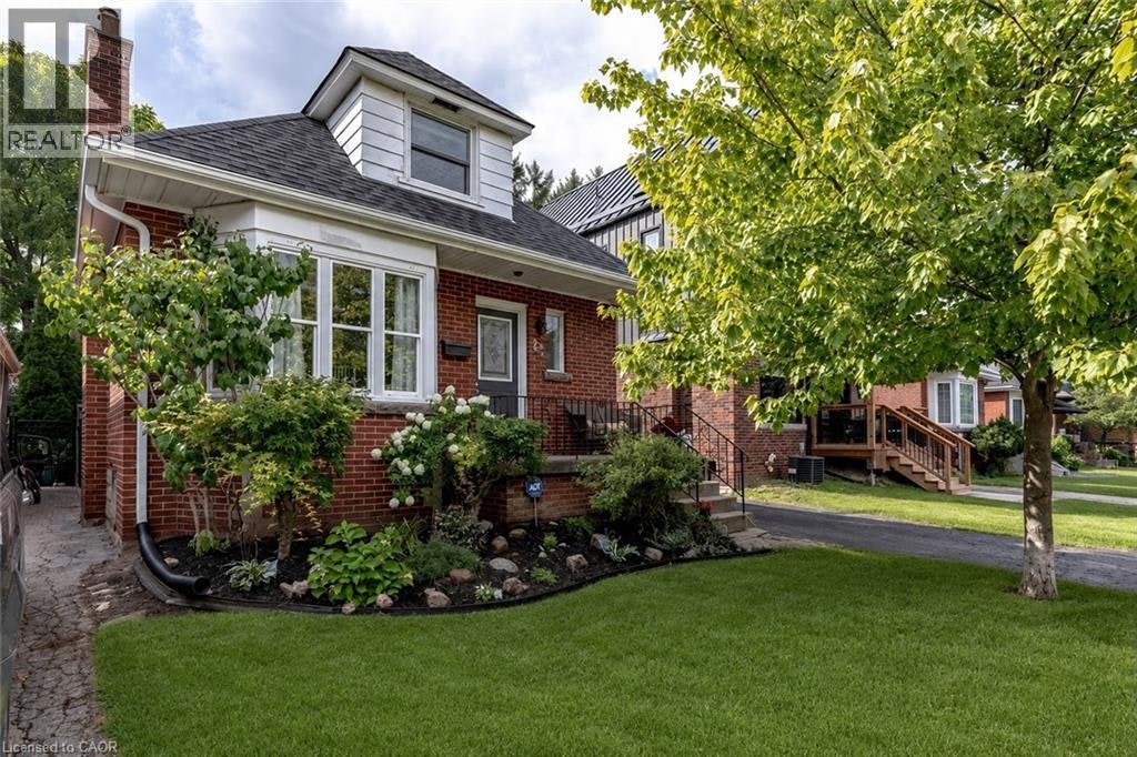 23 Kipling Road, Hamilton, ON, L8S 3X2