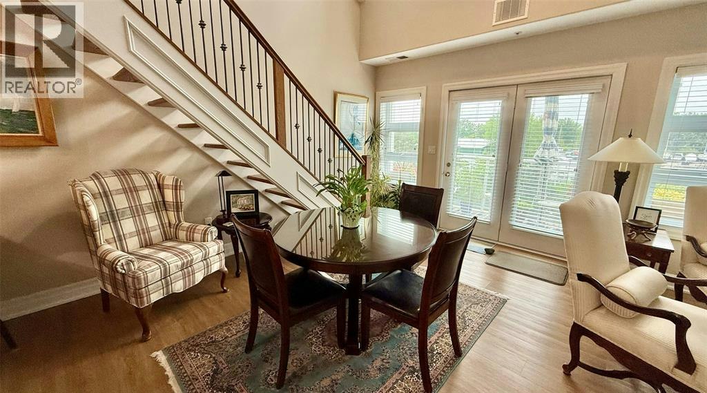 302-1550 Venetian Boulevard, Point Edward, ON, N7T 0A4 - 5
