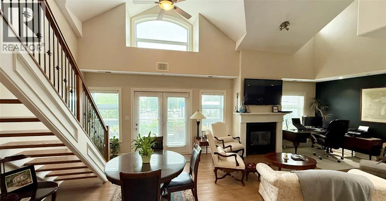 302-1550 Venetian Boulevard, Point Edward, ON, N7T 0A4 - 4