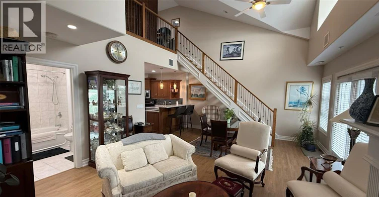 302-1550 Venetian Boulevard, Point Edward, ON, N7T 0A4 - 6