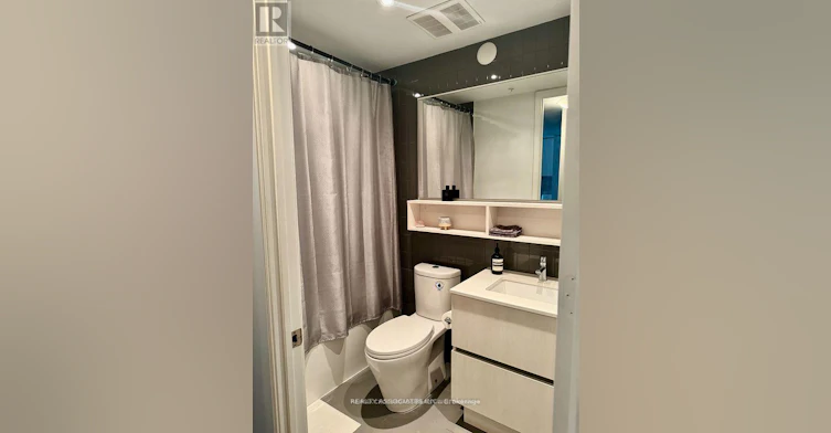 510-377 Madison Avenue, Toronto, ON, M4V 3E1 - 8