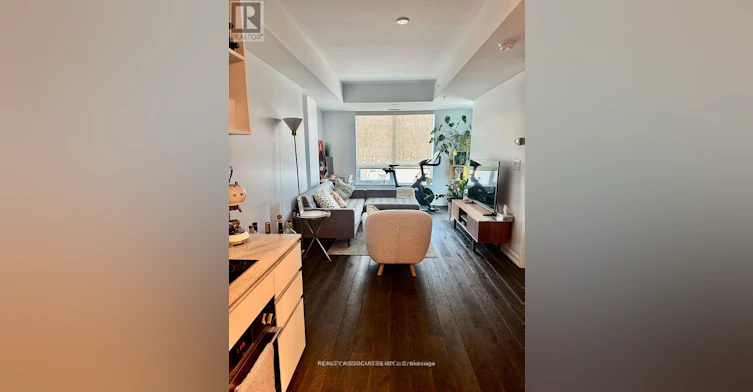 510-377 Madison Avenue, Toronto, ON, M4V 3E1 - 13