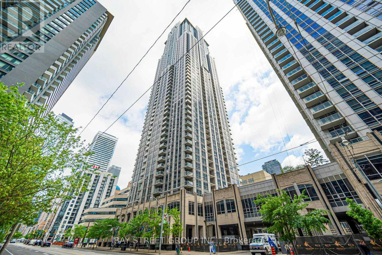 4105-763 Bay Street, Toronto, ON, M5G 2R3