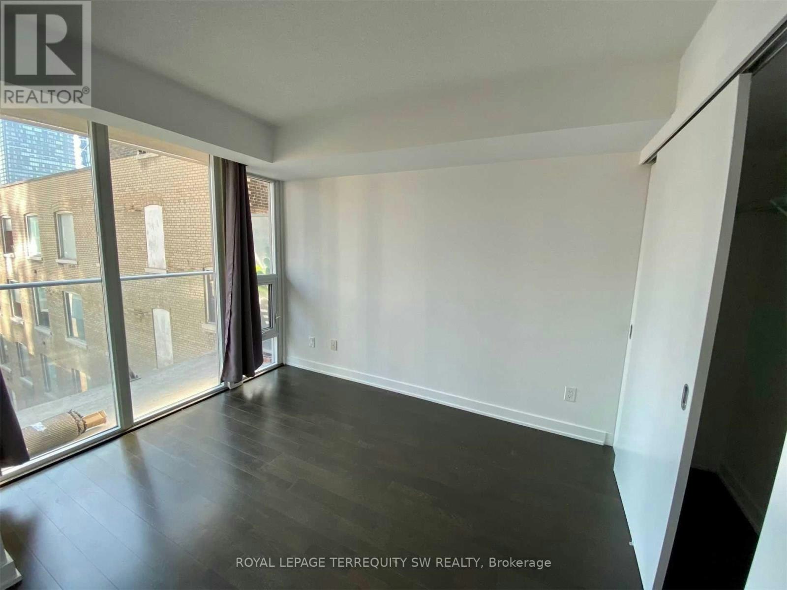 613-126 Simcoe Street, Toronto, ON, M5H 4E6 - 7