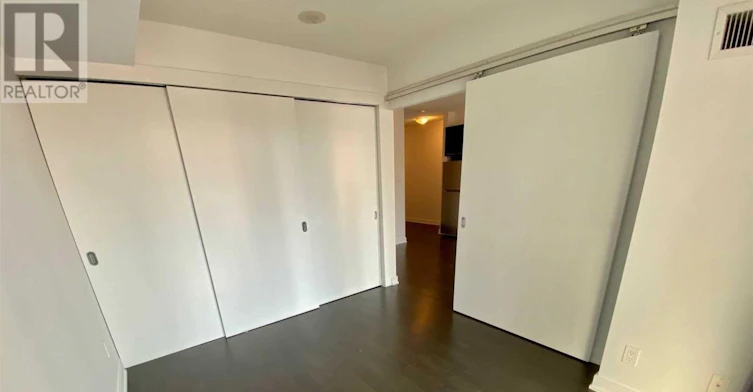 613-126 Simcoe Street, Toronto, ON, M5H 4E6 - 9