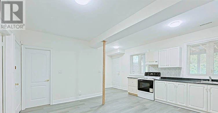 BSMT-61 Fairchild Avenue, Toronto, ON, M2M 1T8 - 5