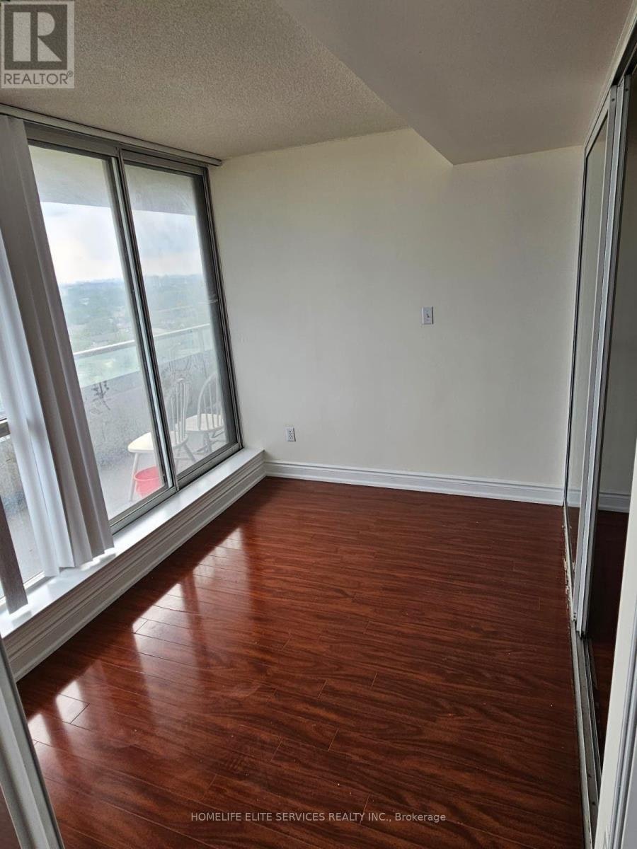 979-1 Greystone Walk Drive, Toronto, ON, M1K 5J3 - 7