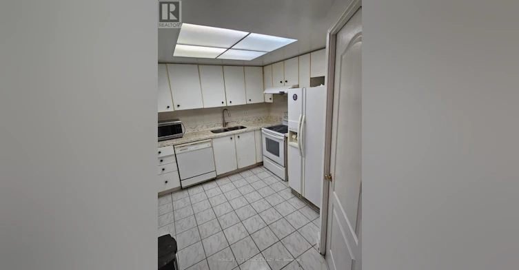 979-1 Greystone Walk Drive, Toronto, ON, M1K 5J3 - 21