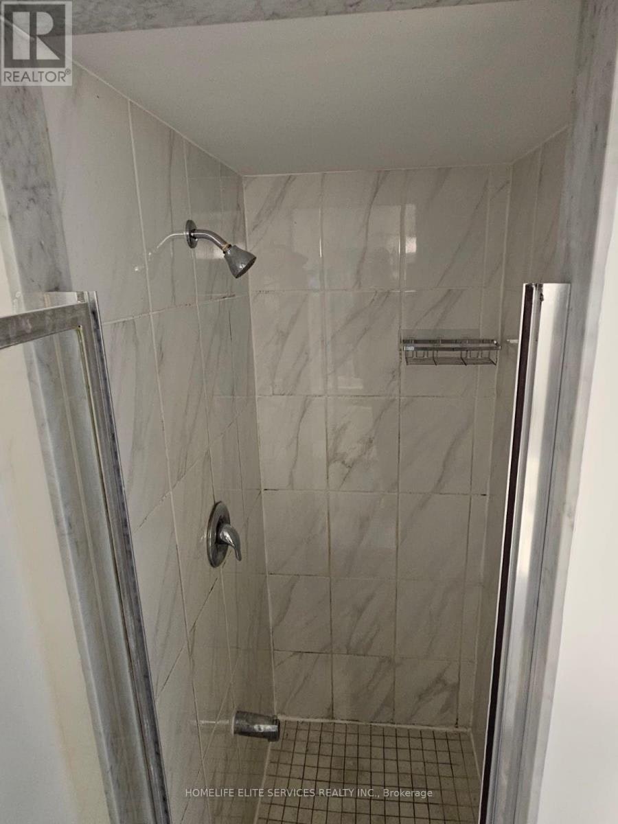 979-1 Greystone Walk Drive, Toronto, ON, M1K 5J3 - 20