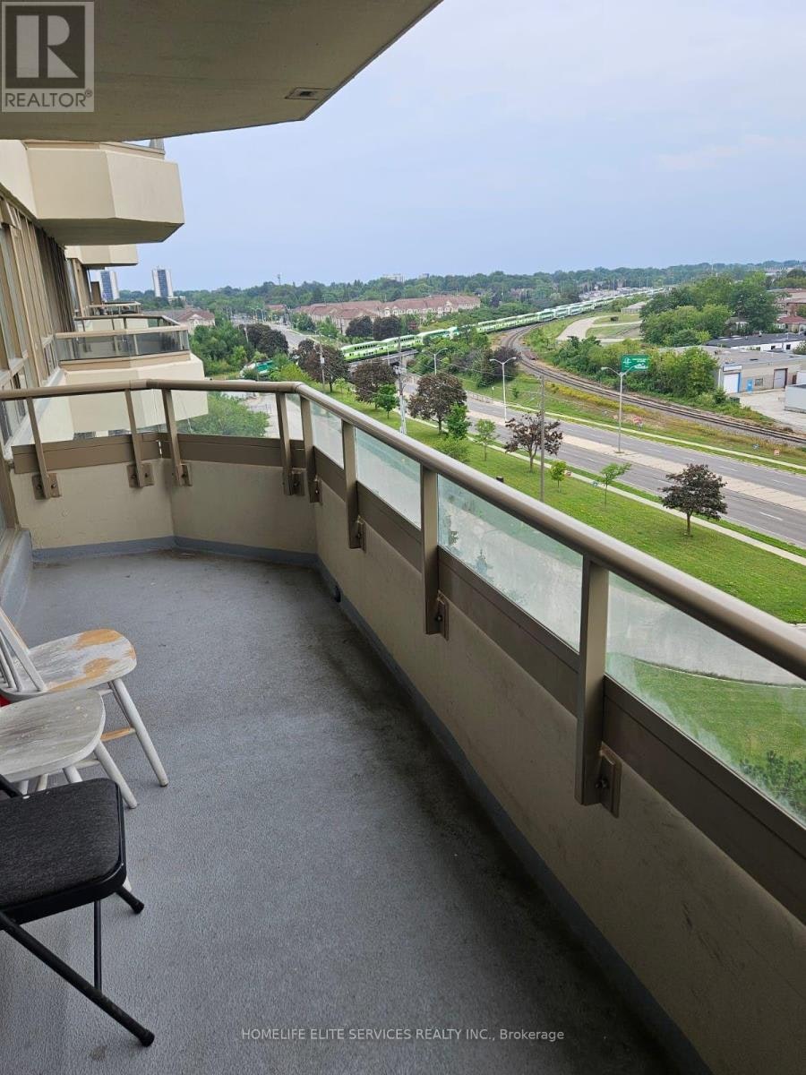 979-1 Greystone Walk Drive, Toronto, ON, M1K 5J3 - 14