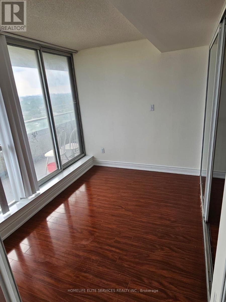 979-1 Greystone Walk Drive, Toronto, ON, M1K 5J3 - 12