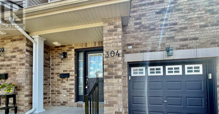304 Amici Terrace, Ottawa, ON, K2S 0J6 - 2