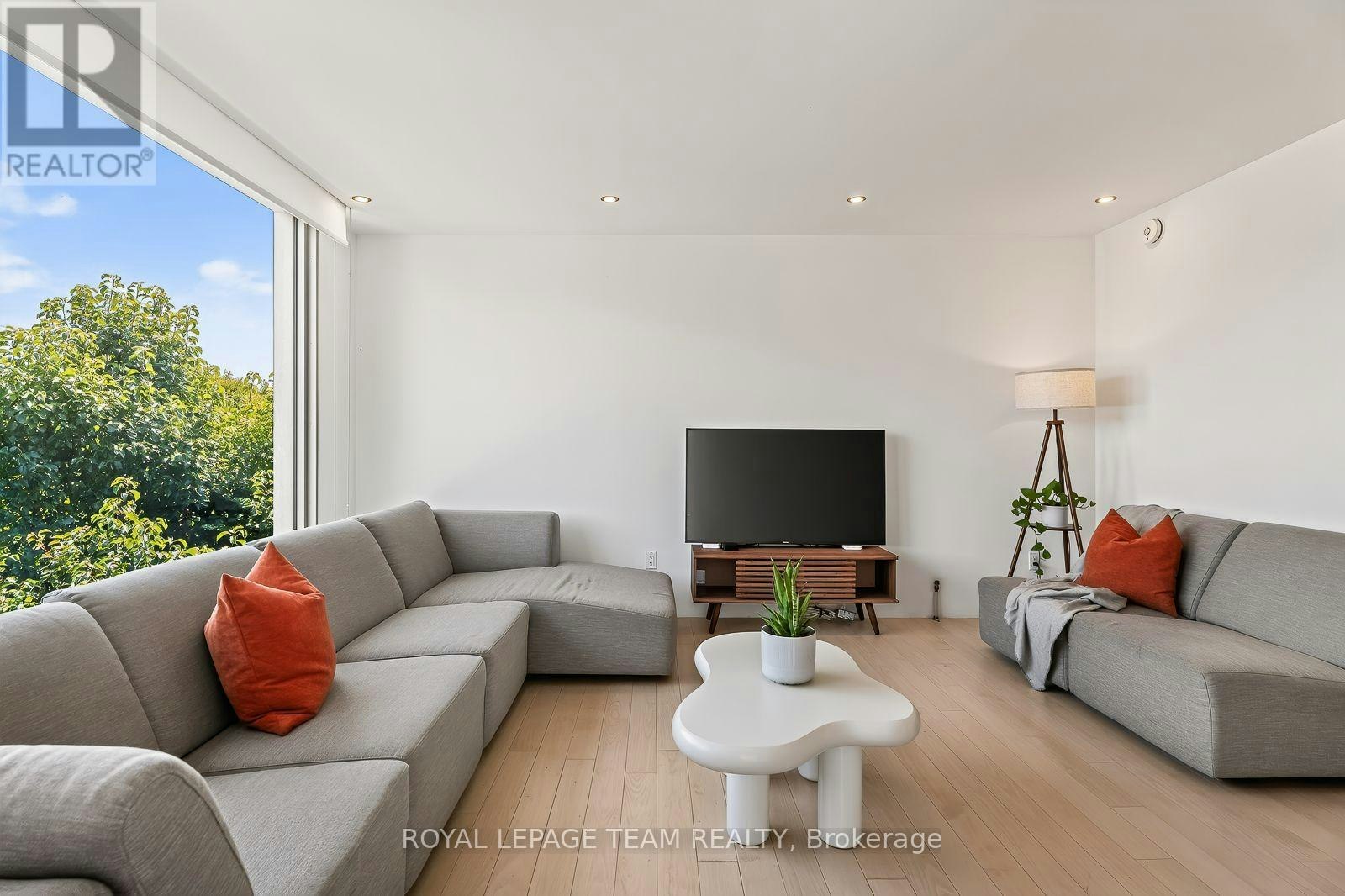 2-142 Ivy Crescent, Ottawa, ON, K1M 1X6 - 18