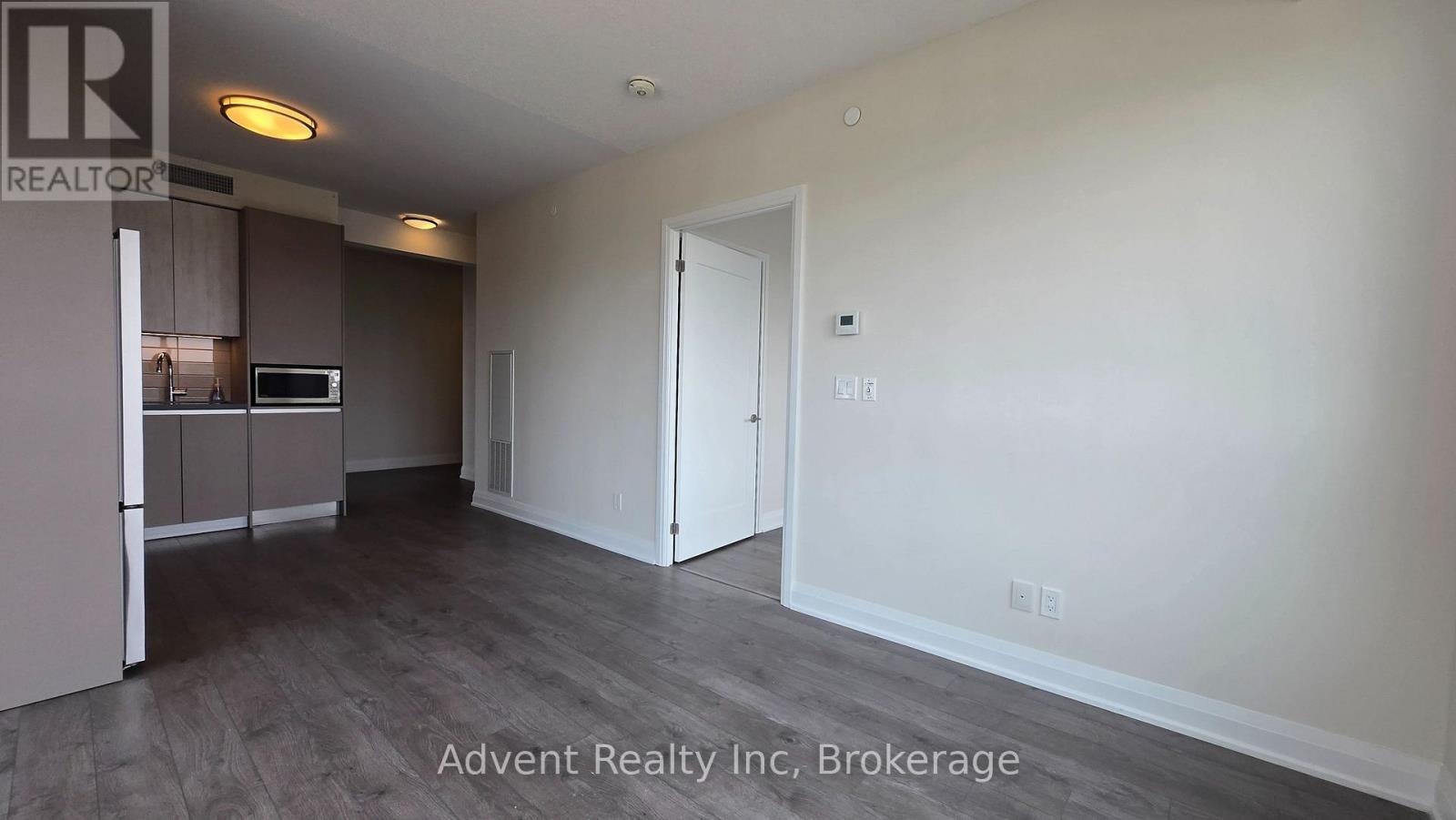 602-398 7 Highway Avenue E, Richmond Hill, ON, L4B 0G6 - 3