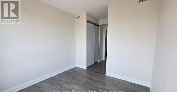 602-398 7 Highway Avenue E, Richmond Hill, ON, L4B 0G6 - 8