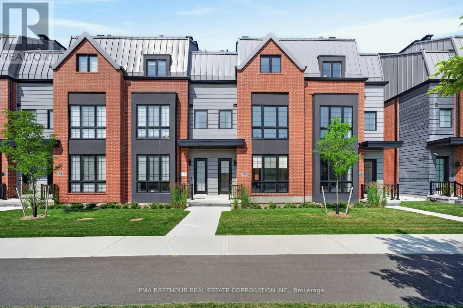 222 Atkinson Avenue, Vaughan, ON, L4J 4R3