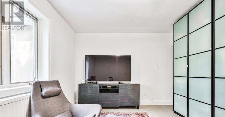 A-1430 Hurontario Street, Mississauga, ON, L5G 3H4 - 22