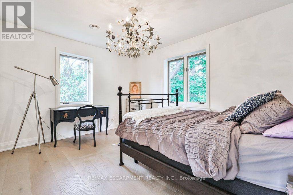 A-1430 Hurontario Street, Mississauga, ON, L5G 3H4 - 20