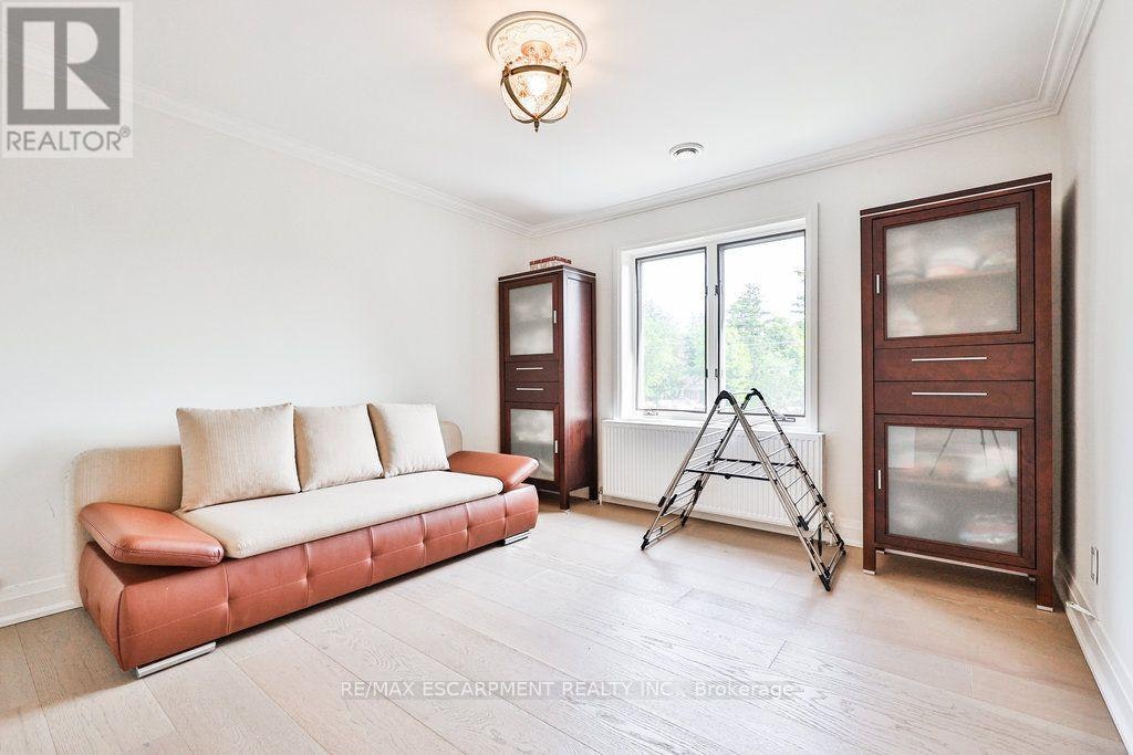 A-1430 Hurontario Street, Mississauga, ON, L5G 3H4 - 23