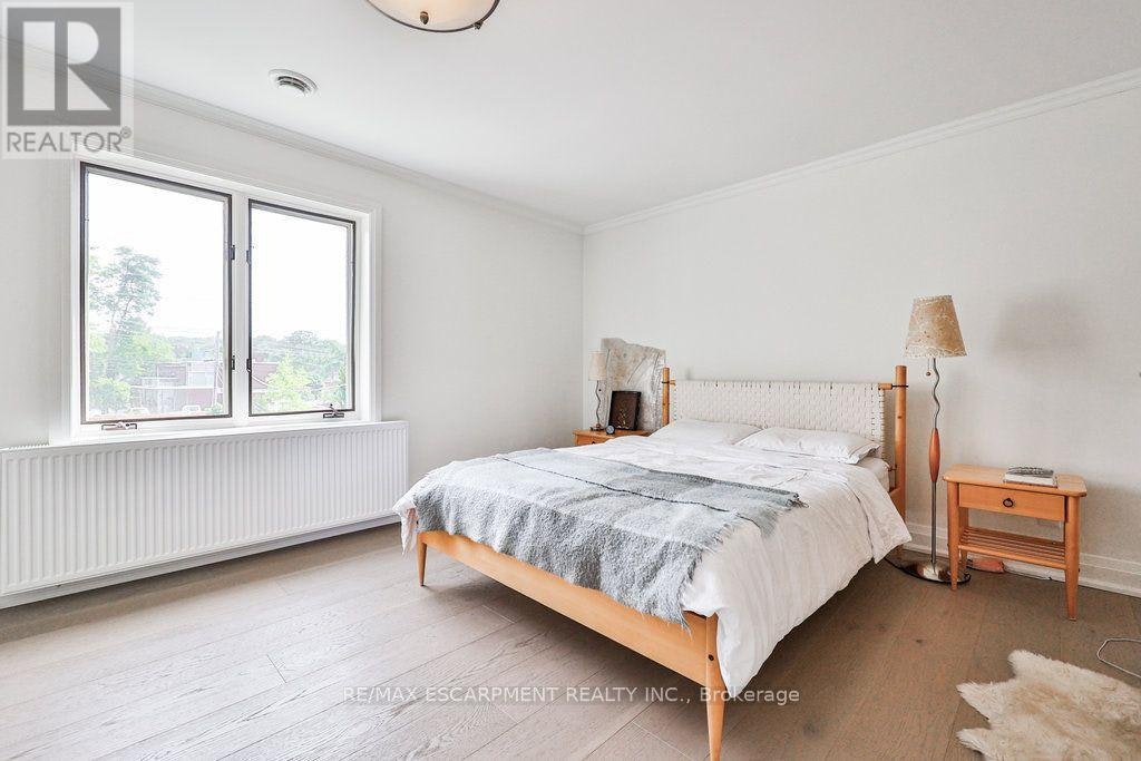 A-1430 Hurontario Street, Mississauga, ON, L5G 3H4 - 15