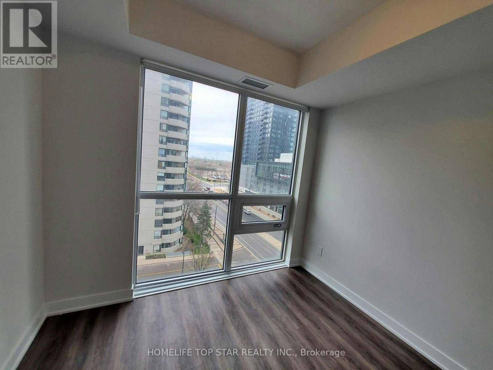 620-430 Square One Drive, Mississauga, ON, L5B 3Y1 - 4