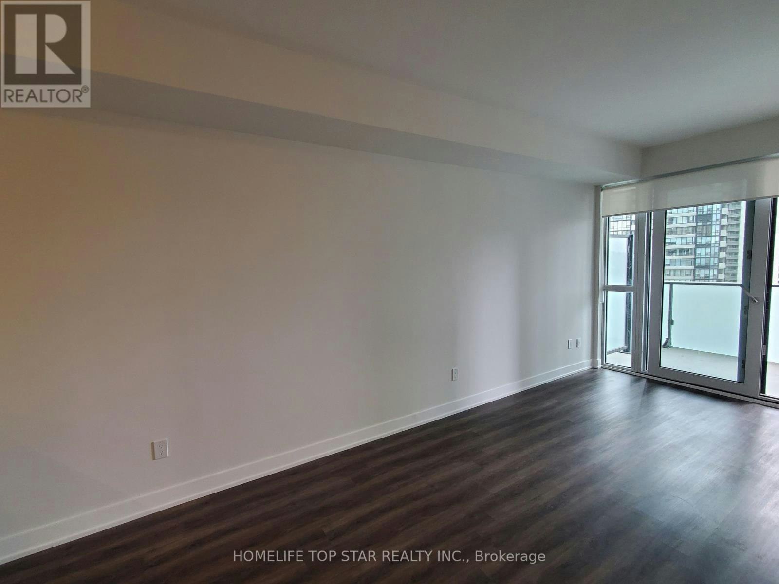 620-430 Square One Drive, Mississauga, ON, L5B 3Y1 - 2