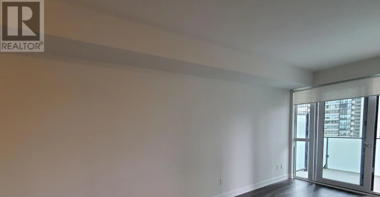 620-430 Square One Drive, Mississauga, ON, L5B 3Y1 - 2