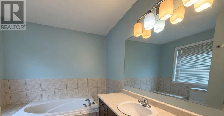 844 Luxton Drive, Milton, ON, L9T 6Y5 - 12