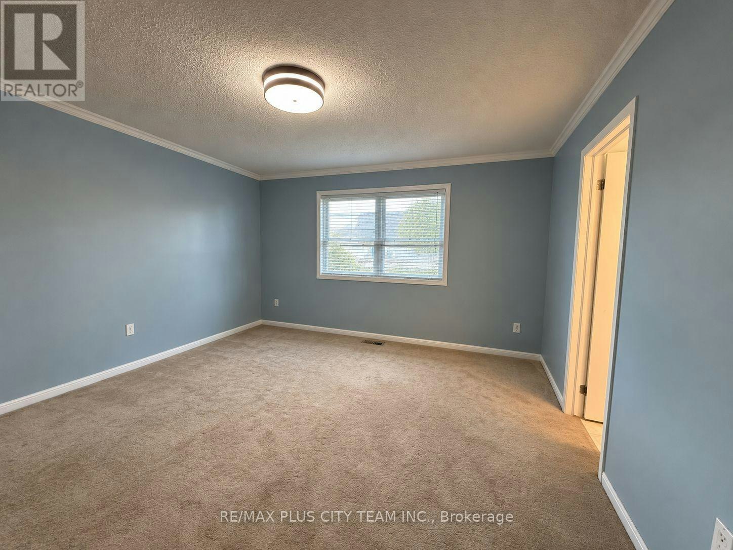 844 Luxton Drive, Milton, ON, L9T 6Y5 - 10
