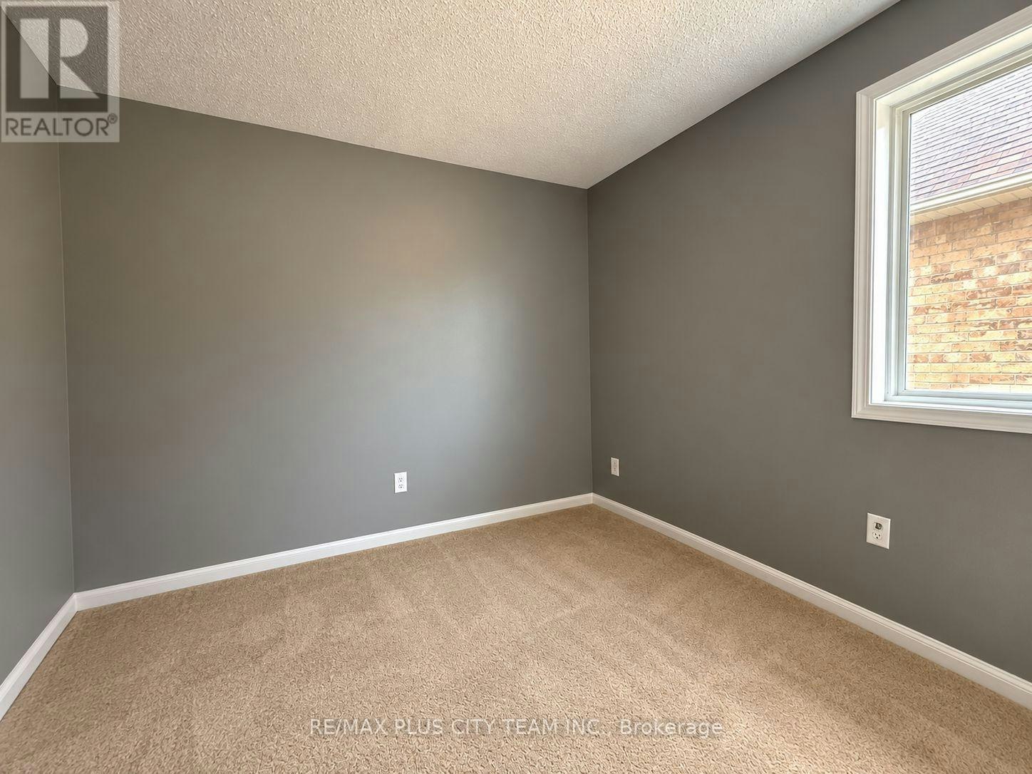 844 Luxton Drive, Milton, ON, L9T 6Y5 - 16