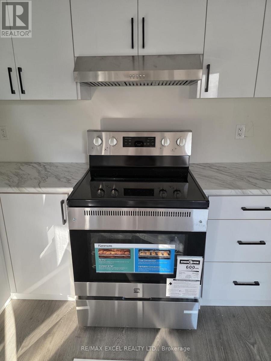 UPPER FLOOR-420 Winfield Terrace, Mississauga, ON, L5R 1P2 - 3