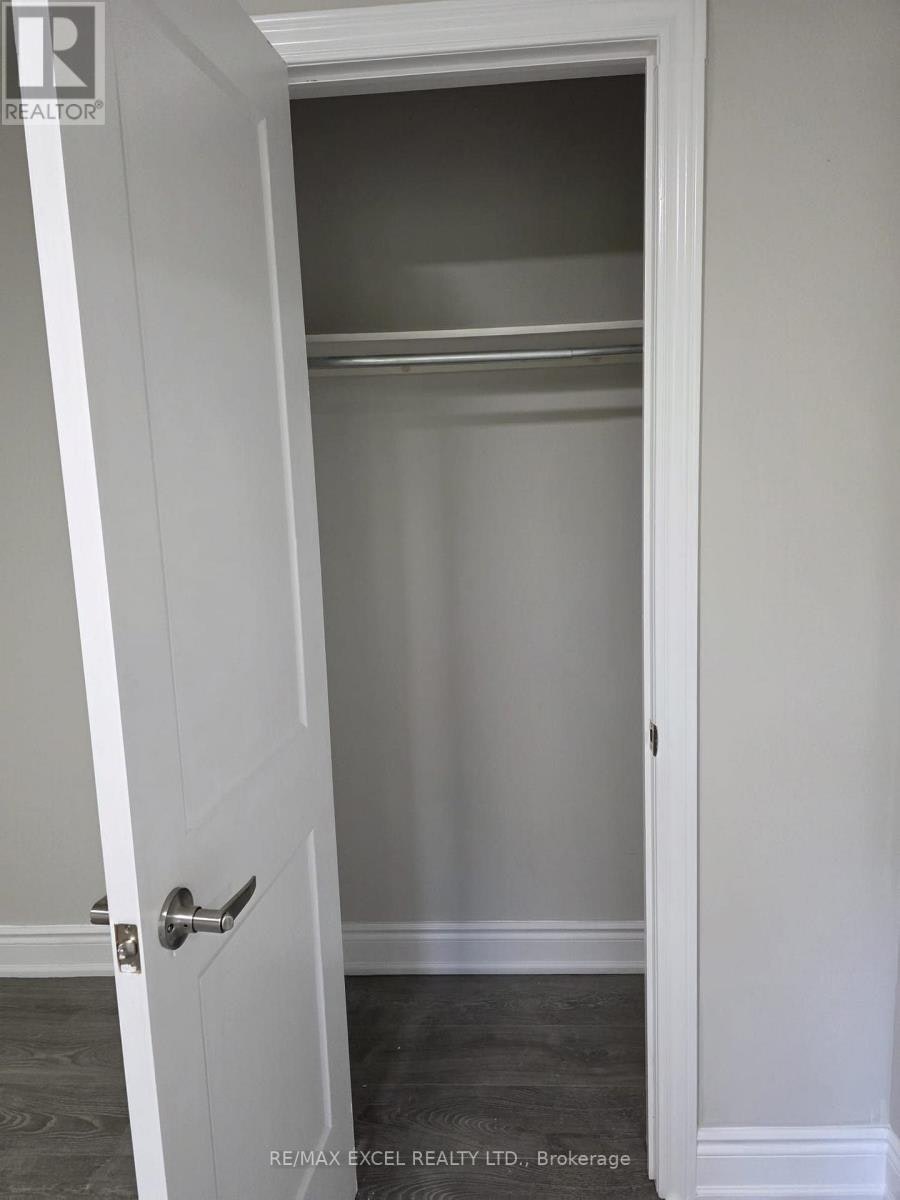 UPPER FLOOR-420 Winfield Terrace, Mississauga, ON, L5R 1P2 - 11