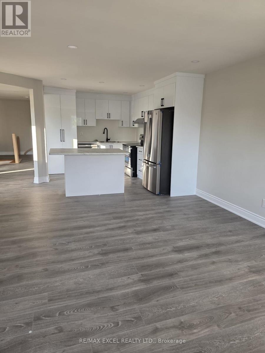 UPPER FLOOR-420 Winfield Terrace, Mississauga, ON, L5R 1P2 - 4