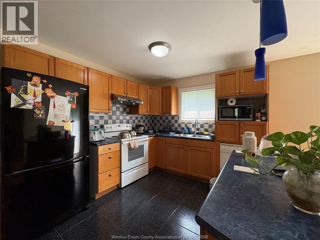 LOWER-2141 Longfellow, Windsor, ON, N9B 3J5 - 20