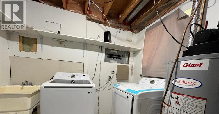 LOWER-2141 Longfellow, Windsor, ON, N9B 3J5 - 19