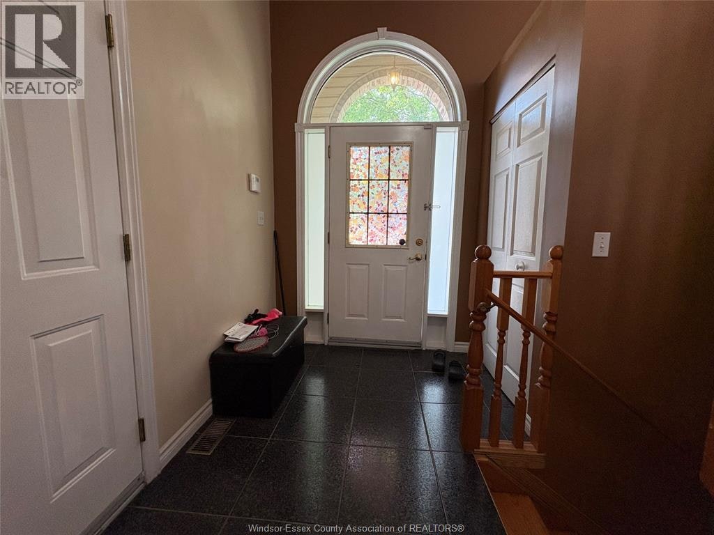 LOWER-2141 Longfellow, Windsor, ON, N9B 3J5 - 4