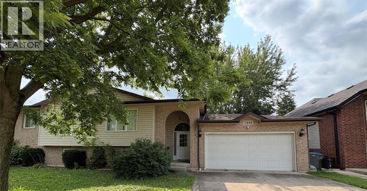 LOWER-2141 Longfellow, Windsor, ON, N9B 3J5