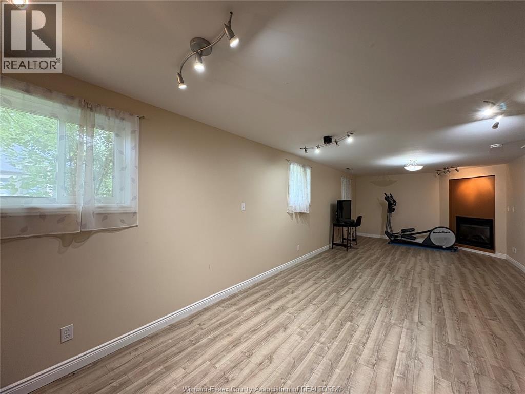 LOWER-2141 Longfellow, Windsor, ON, N9B 3J5 - 6