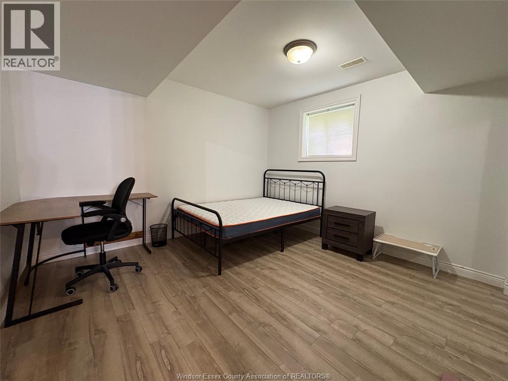 LOWER-2141 Longfellow, Windsor, ON, N9B 3J5 - 14