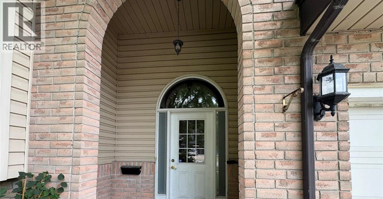 LOWER-2141 Longfellow, Windsor, ON, N9B 3J5 - 3