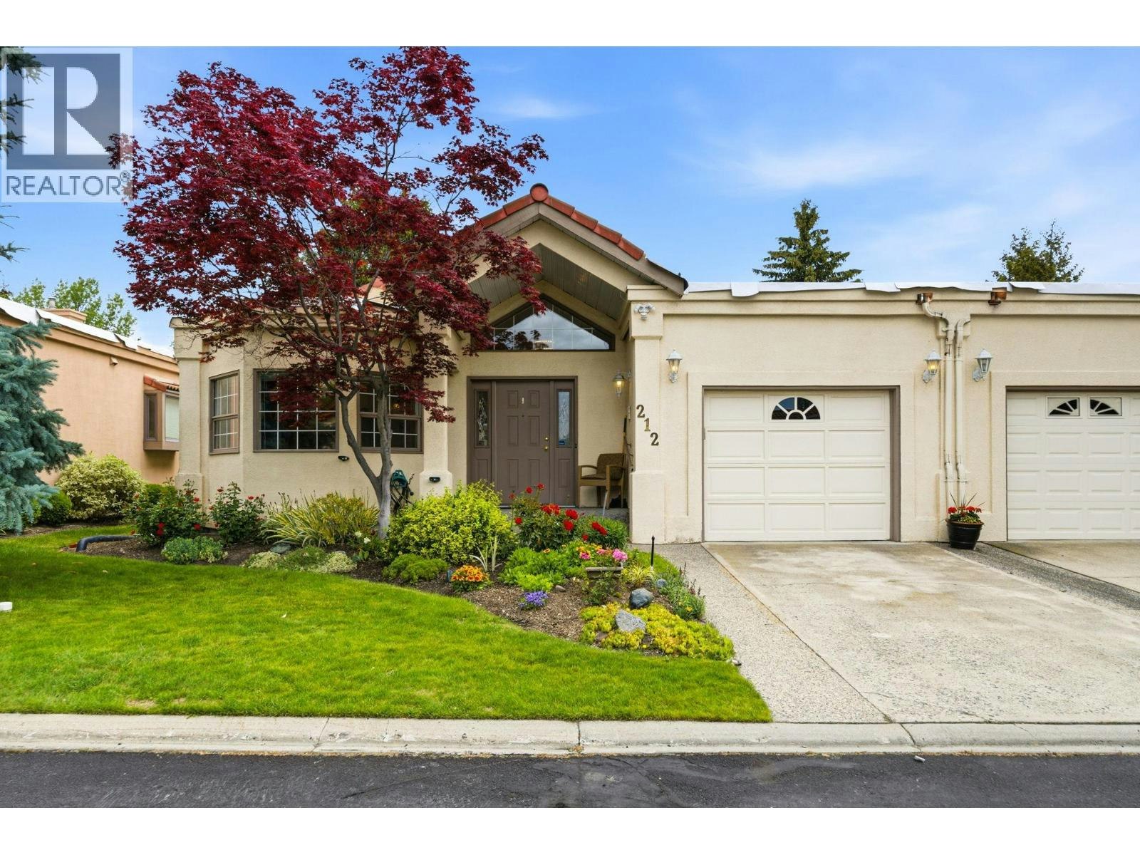 212-650 Lexington Drive, Kelowna, BC, V1W 3B6