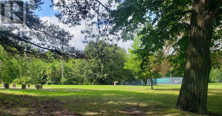 4-435 Parkside Drive, Toronto, ON, M6R 2Z8 - 14