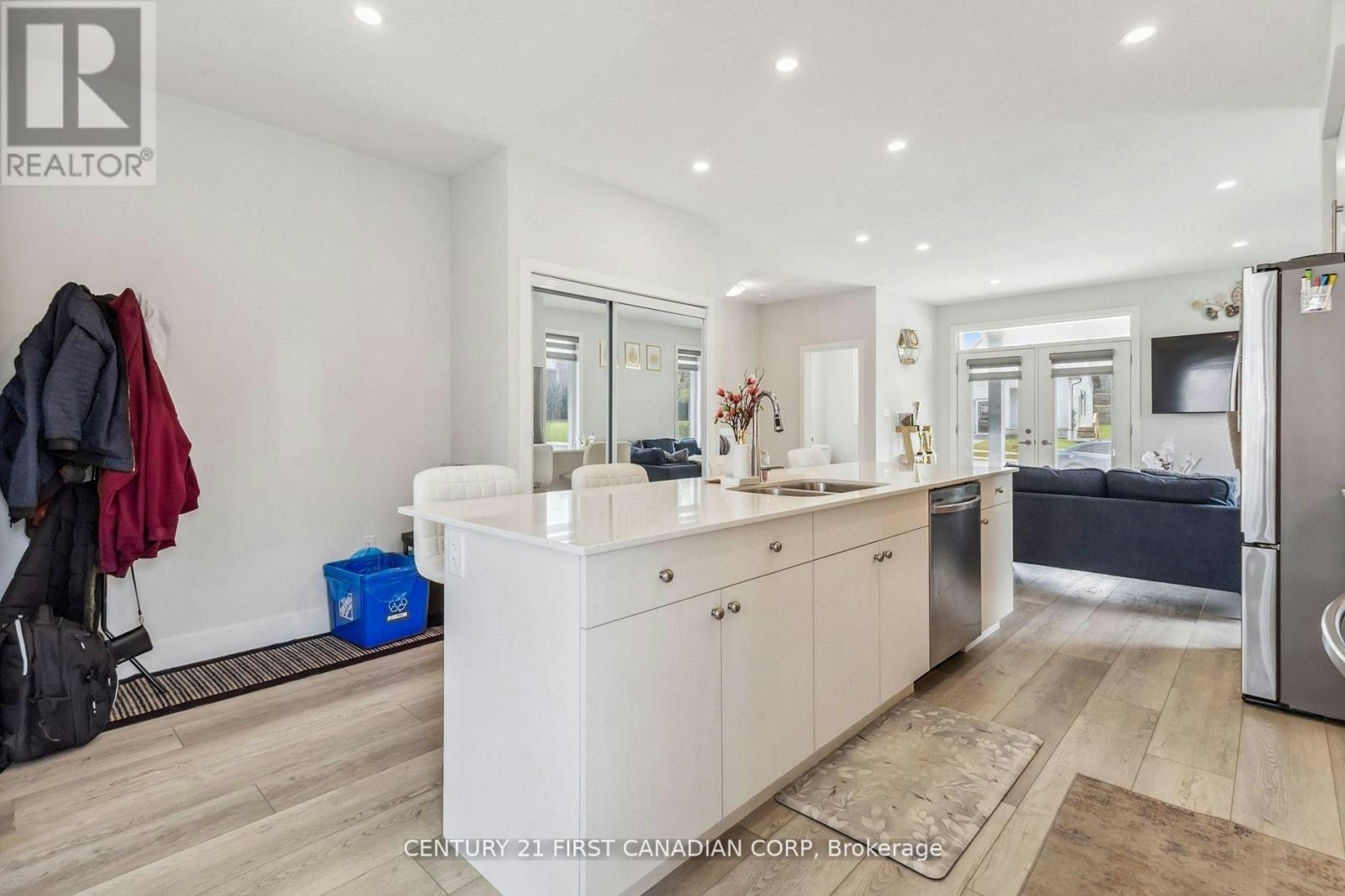 21-990 Deveron Crescent, London, ON, N5Z 0B7 - 16