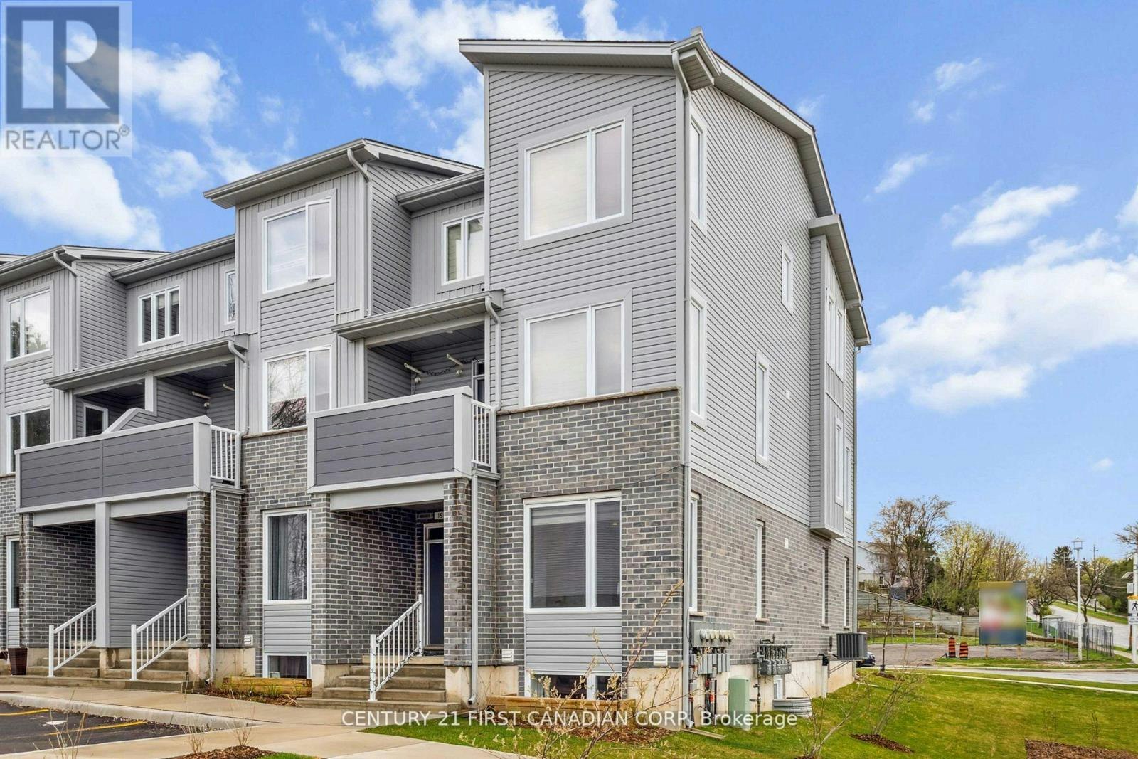 21-990 Deveron Crescent, London, ON, N5Z 0B7 - 2