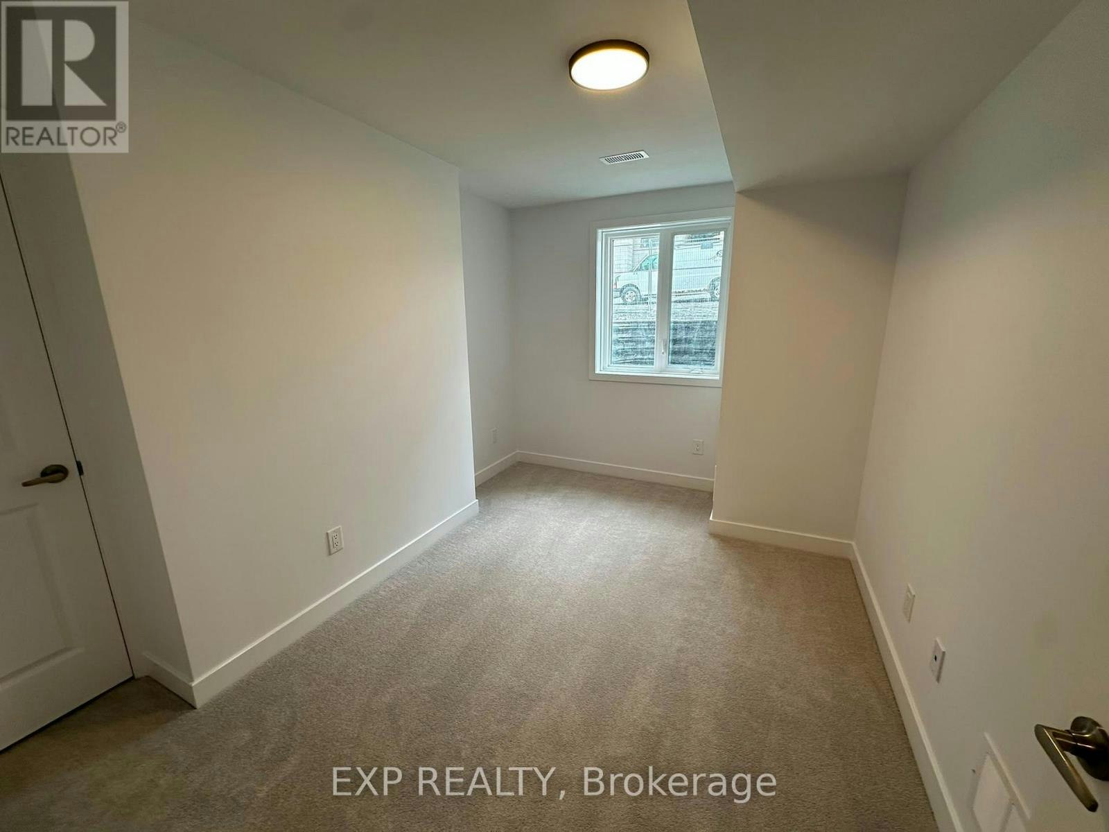 J-1055 Cedar Creek Drive, Ottawa, ON, K1X 0G3 - 17