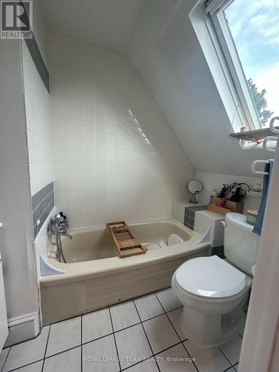 B-427 Sunnyside Avenue, Ottawa, ON, K1S 0S6 - 19