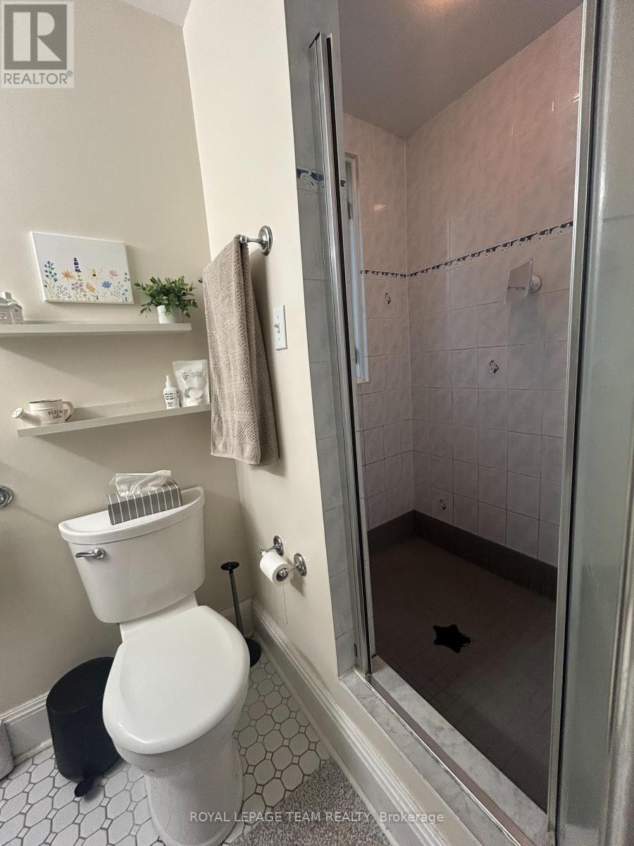 B-427 Sunnyside Avenue, Ottawa, ON, K1S 0S6 - 10
